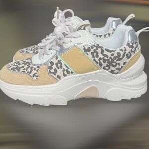 Lulus Cheetah Chunky Sneakers